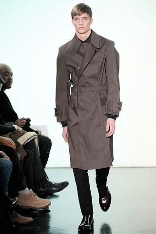 Yves Saint Laurent / - 2010-2011